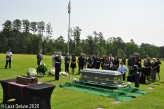 Last-Salute-military-funeral-guard-111