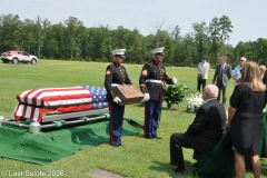Last-Salute-military-funeral-guard-23