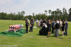 Last-Salute-military-funeral-guard-27