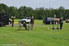 Last-Salute-military-funeral-guard-56