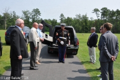 Last-Salute-military-funeral-guard-8