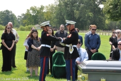 Last-Salute-military-funeral-guard-84