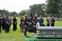 Last-Salute-military-funeral-guard-93