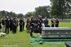 Last-Salute-military-funeral-guard-94