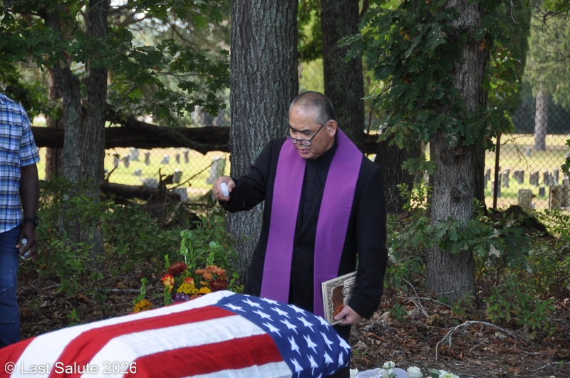 Last-Salute-military-funeral-guard-36