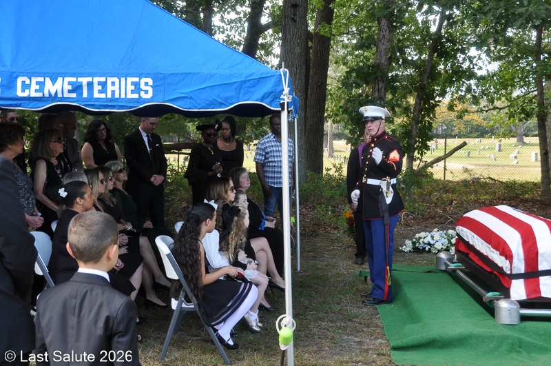 Last-Salute-military-funeral-guard-44