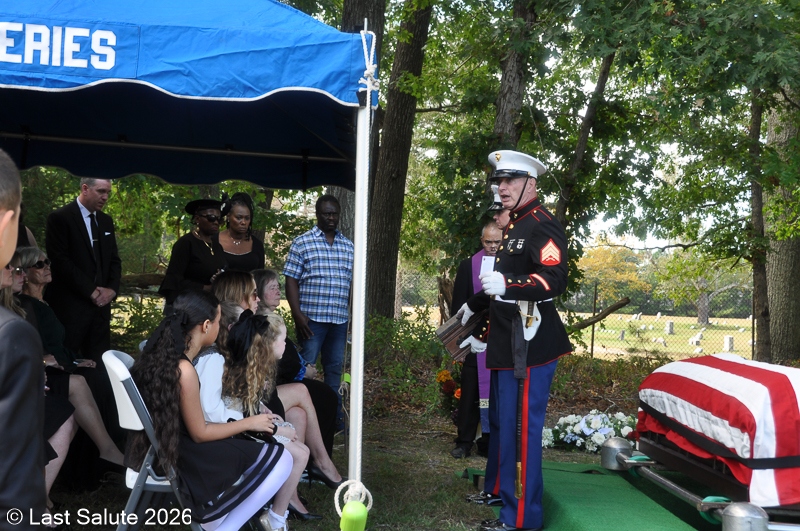 Last-Salute-military-funeral-guard-46
