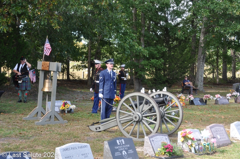 Last-Salute-military-funeral-guard-61