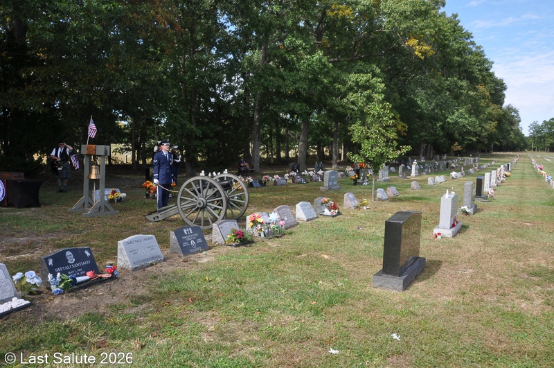 Last-Salute-military-funeral-guard-64