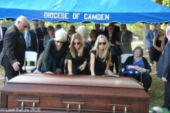 Last-Salute-military-funeral-guard-132