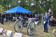 Last-Salute-military-funeral-guard-30