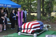 Last-Salute-military-funeral-guard-38
