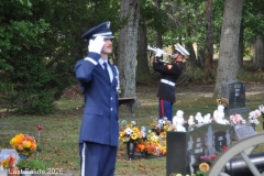Last-Salute-military-funeral-guard-77