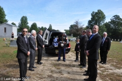Last-Salute-military-funeral-guard-8