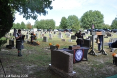 Last-Salute-military-funeral-guard-80