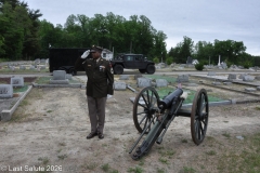 Last-Salute-military-funeral-guard-3