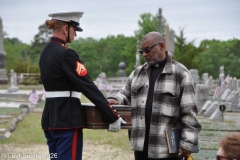 Last-Salute-military-funeral-guard-38