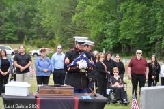 Last-Salute-military-funeral-guard-64