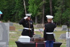 Last-Salute-military-funeral-guard-9