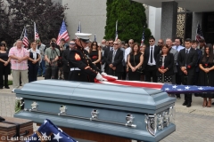 Last-Salute-military-funeral-guard-100