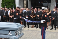 Last-Salute-military-funeral-guard-112