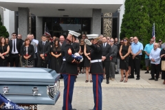 Last-Salute-military-funeral-guard-122