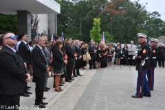 Last-Salute-military-funeral-guard-37