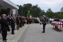 Last-Salute-military-funeral-guard-43