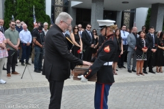 Last-Salute-military-funeral-guard-49