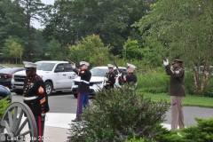 Last-Salute-military-funeral-guard-73