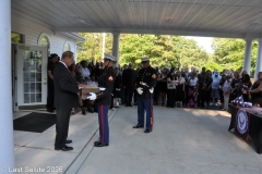 Last-Salute-military-funeral-guard-52