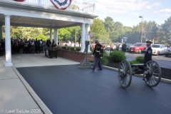 Last-Salute-military-funeral-guard-67