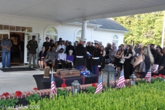 Last-Salute-military-funeral-guard-80