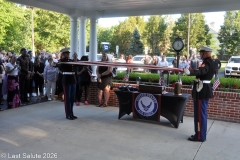 Last-Salute-military-funeral-guard-87