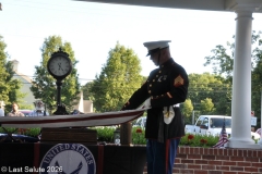 Last-Salute-military-funeral-guard-97