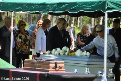 1_Last-Salute-military-funeral-guard-121