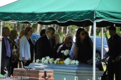 Last-Salute-military-funeral-guard-120