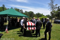 Last-Salute-military-funeral-guard-16