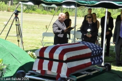 Last-Salute-military-funeral-guard-19