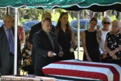 Last-Salute-military-funeral-guard-28