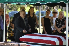 Last-Salute-military-funeral-guard-29