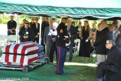 Last-Salute-military-funeral-guard-40
