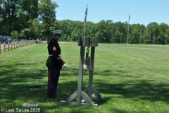 Last-Salute-military-funeral-guard-64