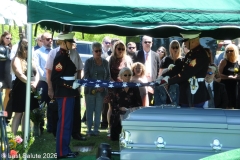 Last-Salute-military-funeral-guard-85
