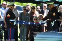 Last-Salute-military-funeral-guard-86