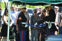 Last-Salute-military-funeral-guard-89