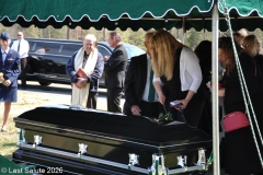Last-Salute-military-funeral-guard-0105
