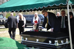 Last-Salute-military-funeral-guard-0117