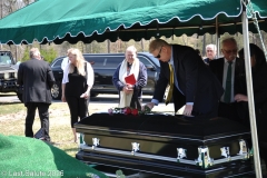 Last-Salute-military-funeral-guard-0119