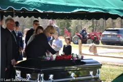 Last-Salute-military-funeral-guard-0138